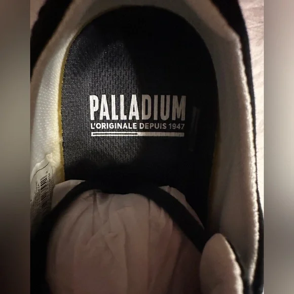 Palladium Revolt Low Textile Chunky Sneakers - NIB - Picture 11 of 16
